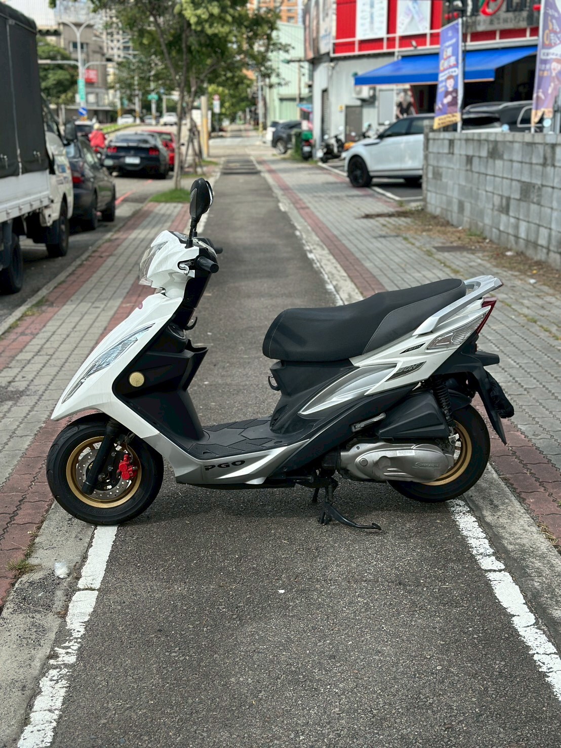 LINE_ALBUM_2018 PGO BON 125 ABS _9077 564xxKM $29,999_260618_4