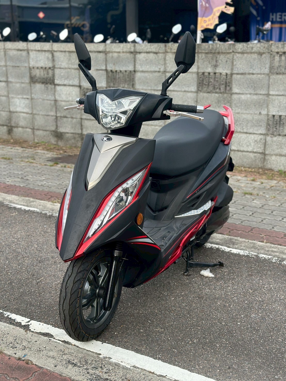 LINE_ALBUM_2017 光陽 G6 150 雙碟版 _5185 298xxKM $35,000_260618_1