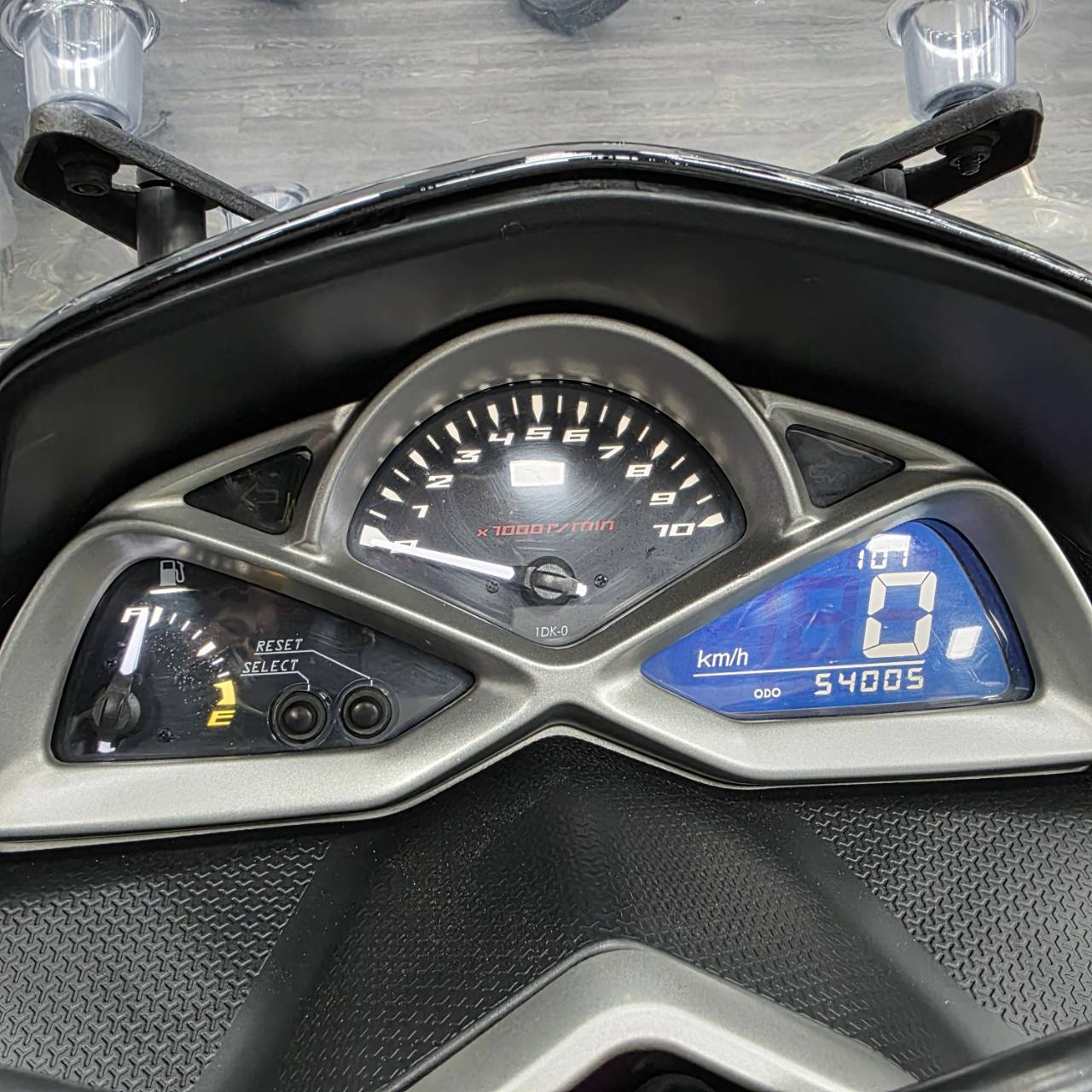 67693_0