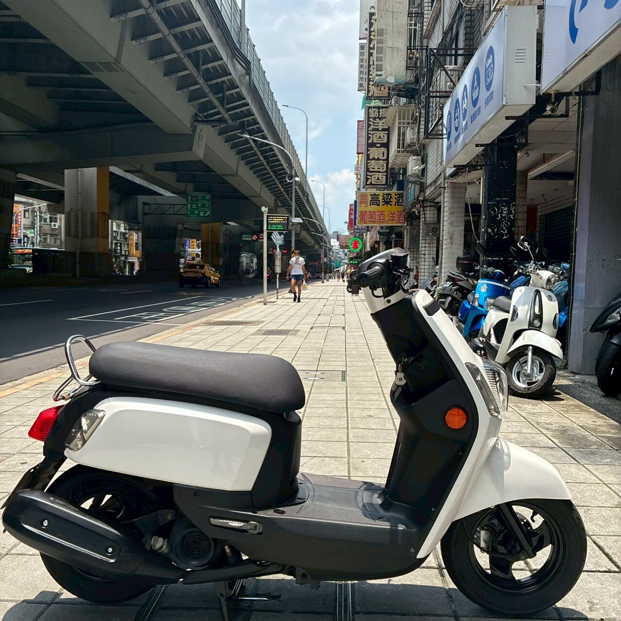 LINE_ALBUM__670_260619_5