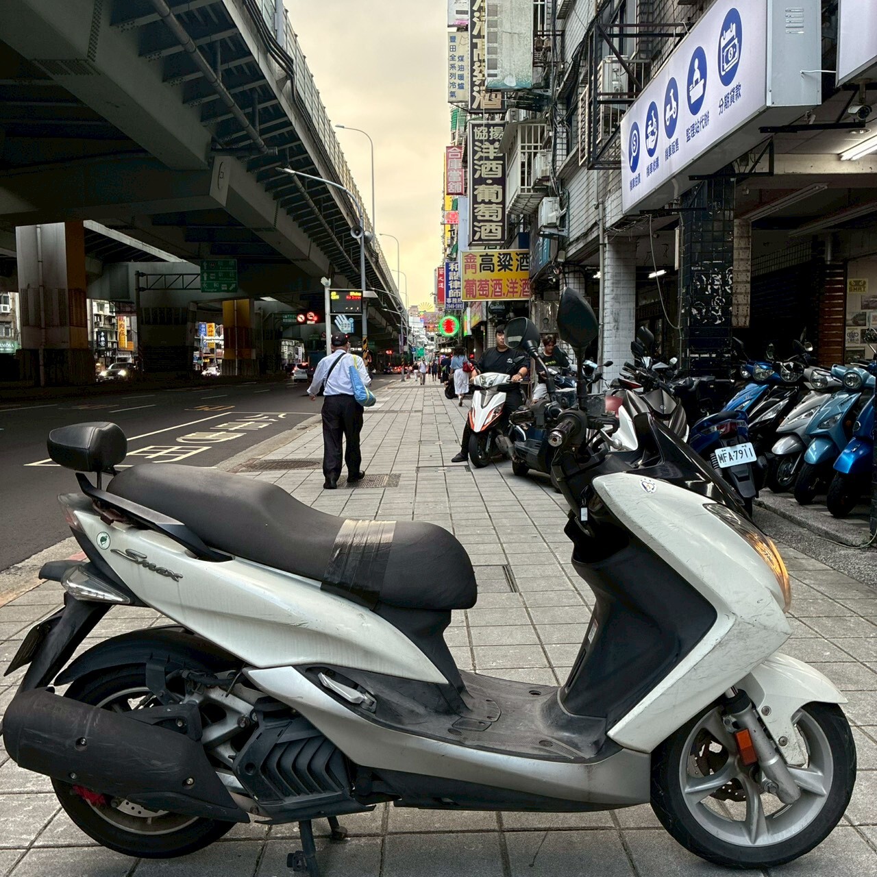 LINE_ALBUM__162_260619_5