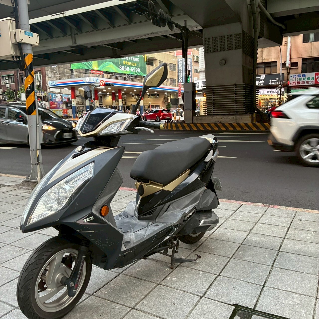 LINE_ALBUM__6981_260619_2