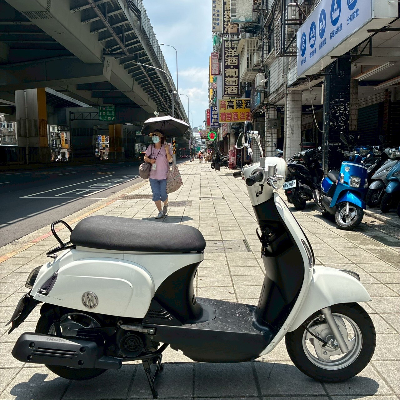 LINE_ALBUM__7015_260619_5