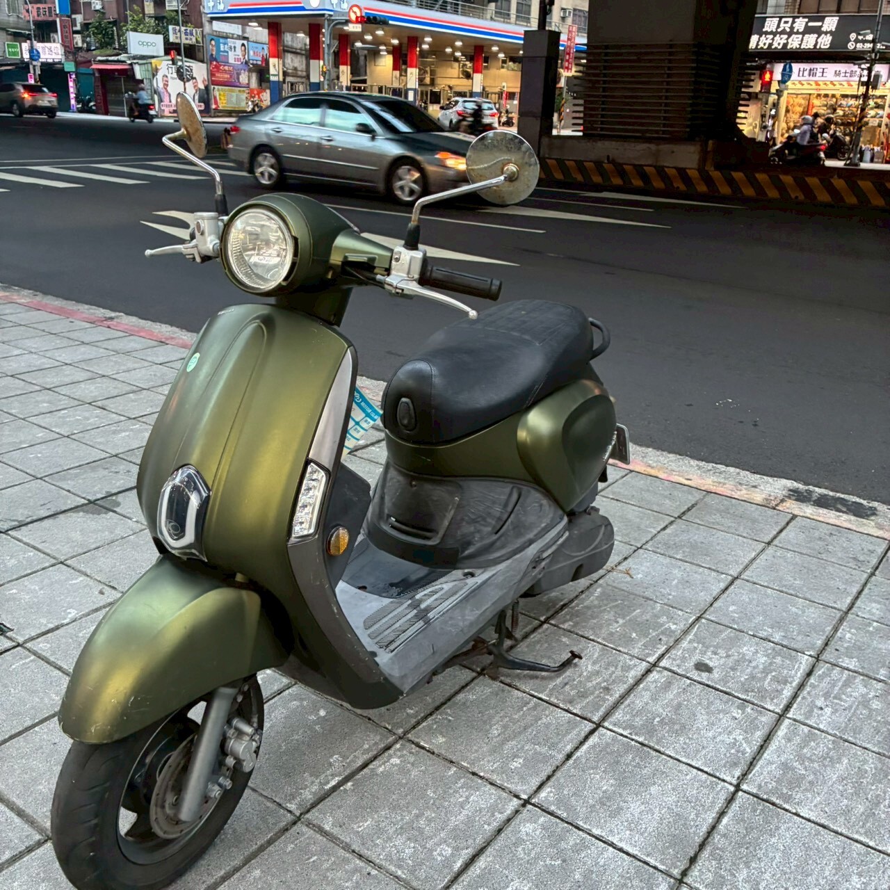 LINE_ALBUM__3662_260619_2