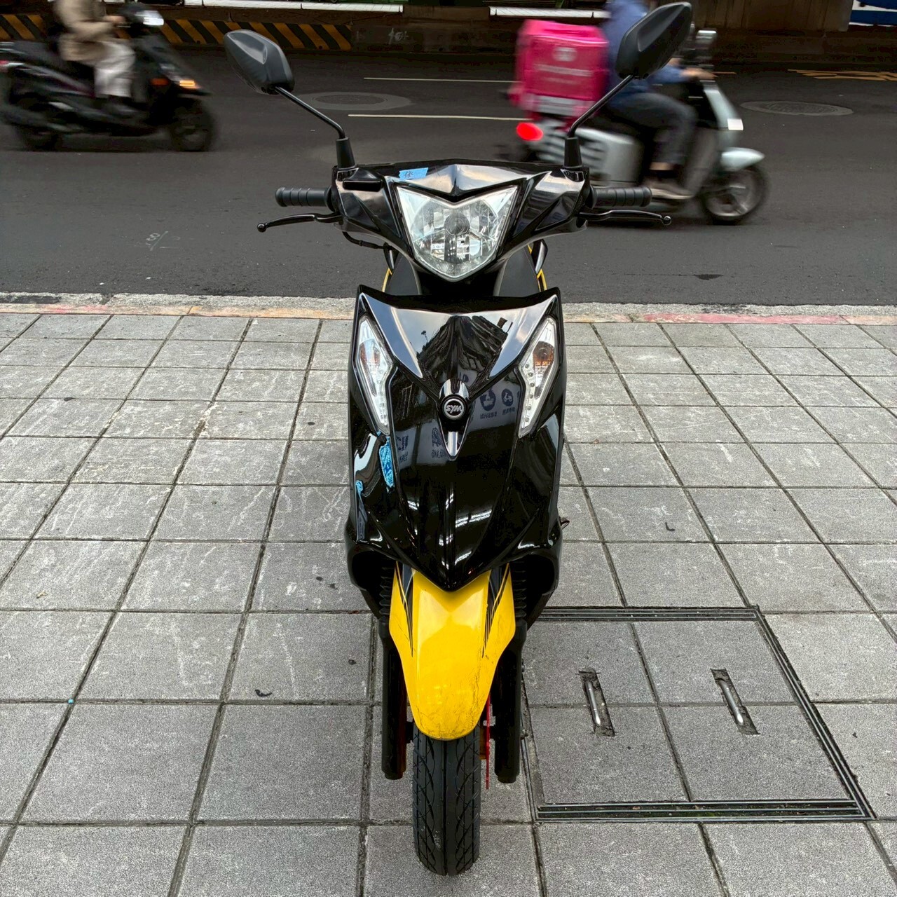 LINE_ALBUM__2173_260619_1
