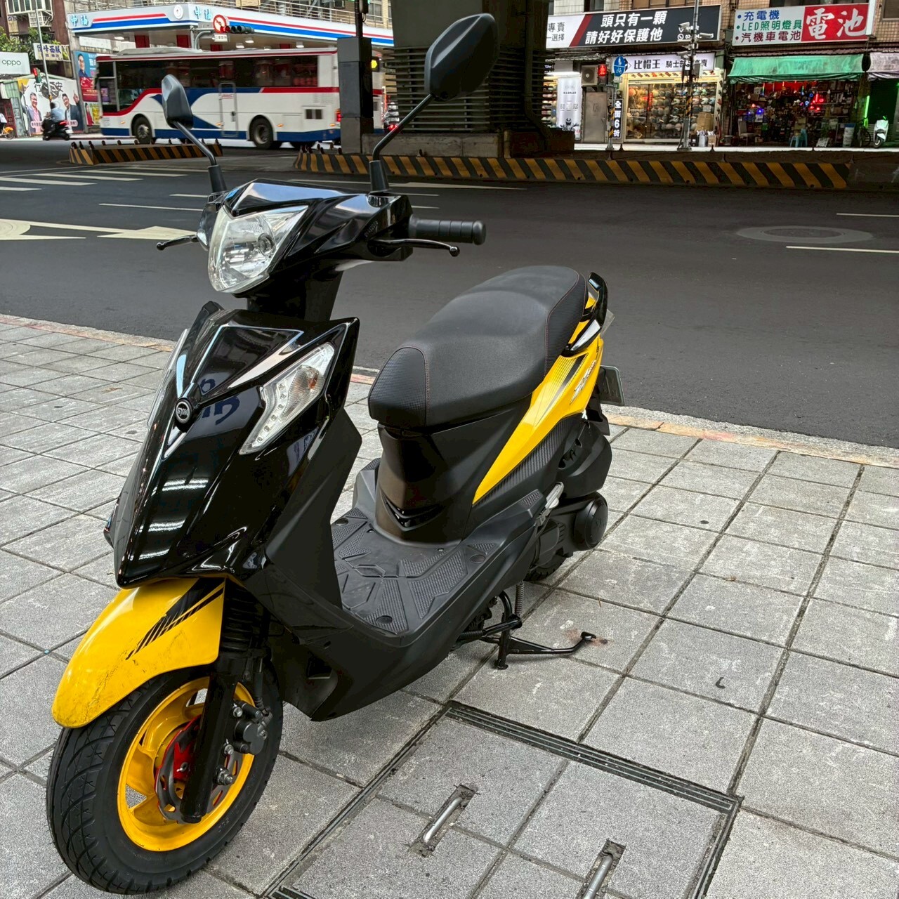 LINE_ALBUM__2173_260619_2