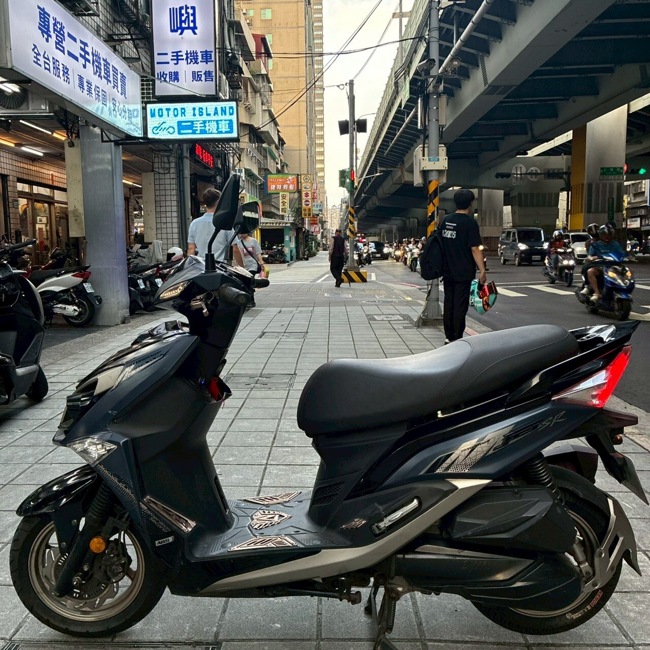 LINE_ALBUM__3501_260619_4