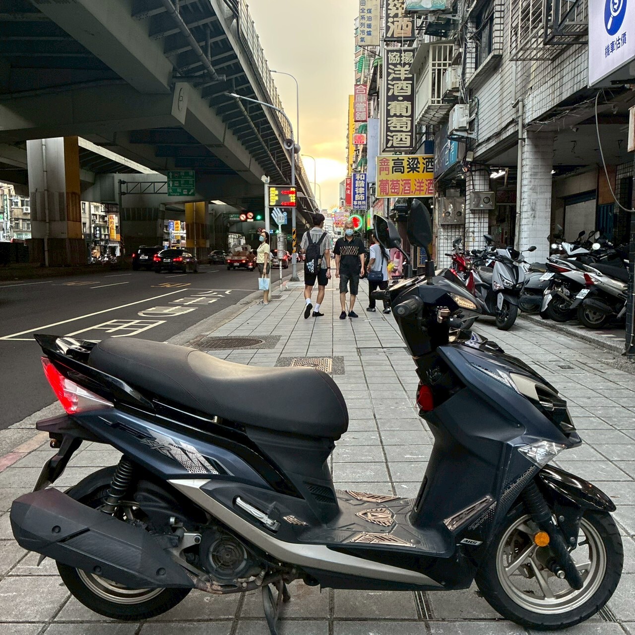 LINE_ALBUM__3501_260619_5