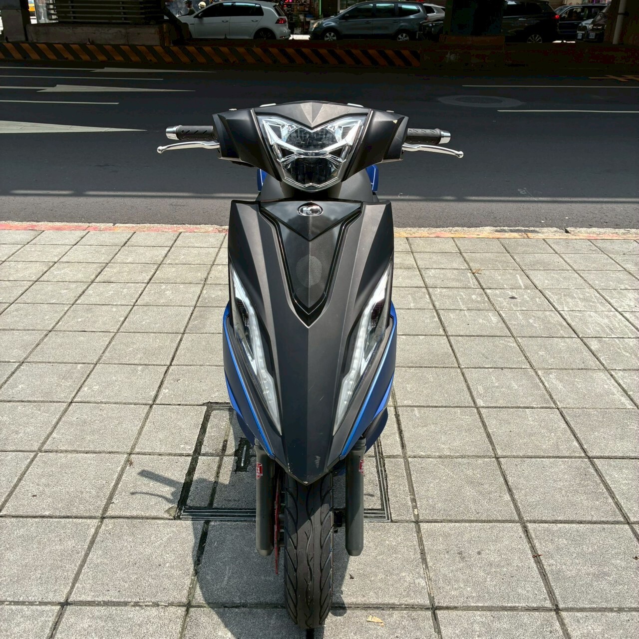 LINE_ALBUM__2883_260619_1