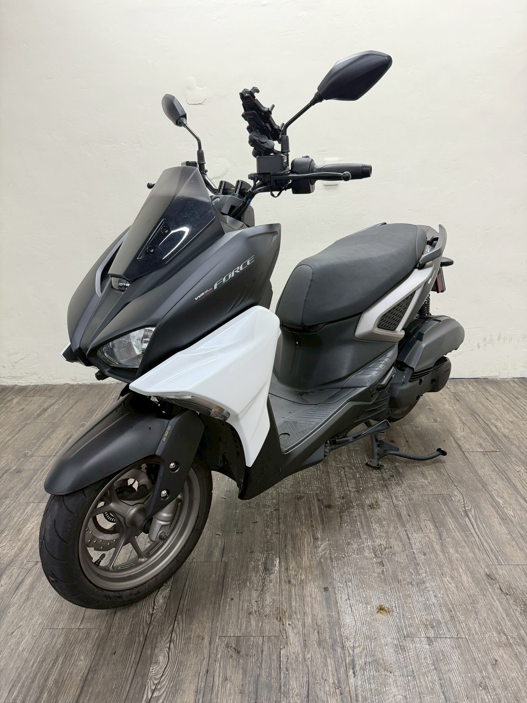 LINE_ALBUM_【新北新莊店】 2022 山葉 FORCE 2.0 _2366 $72000 里程93XX_260626_2