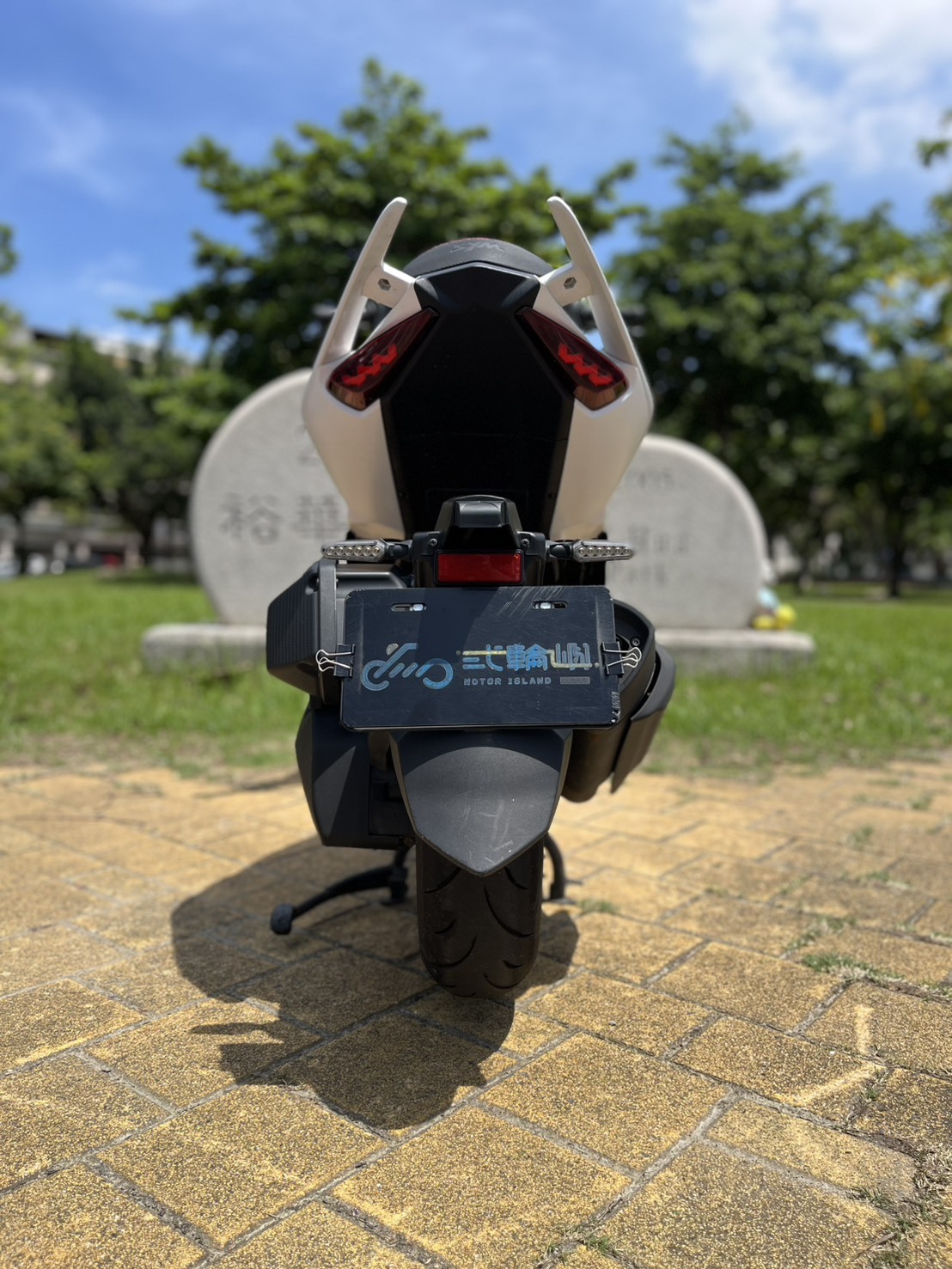 S__245432327_0