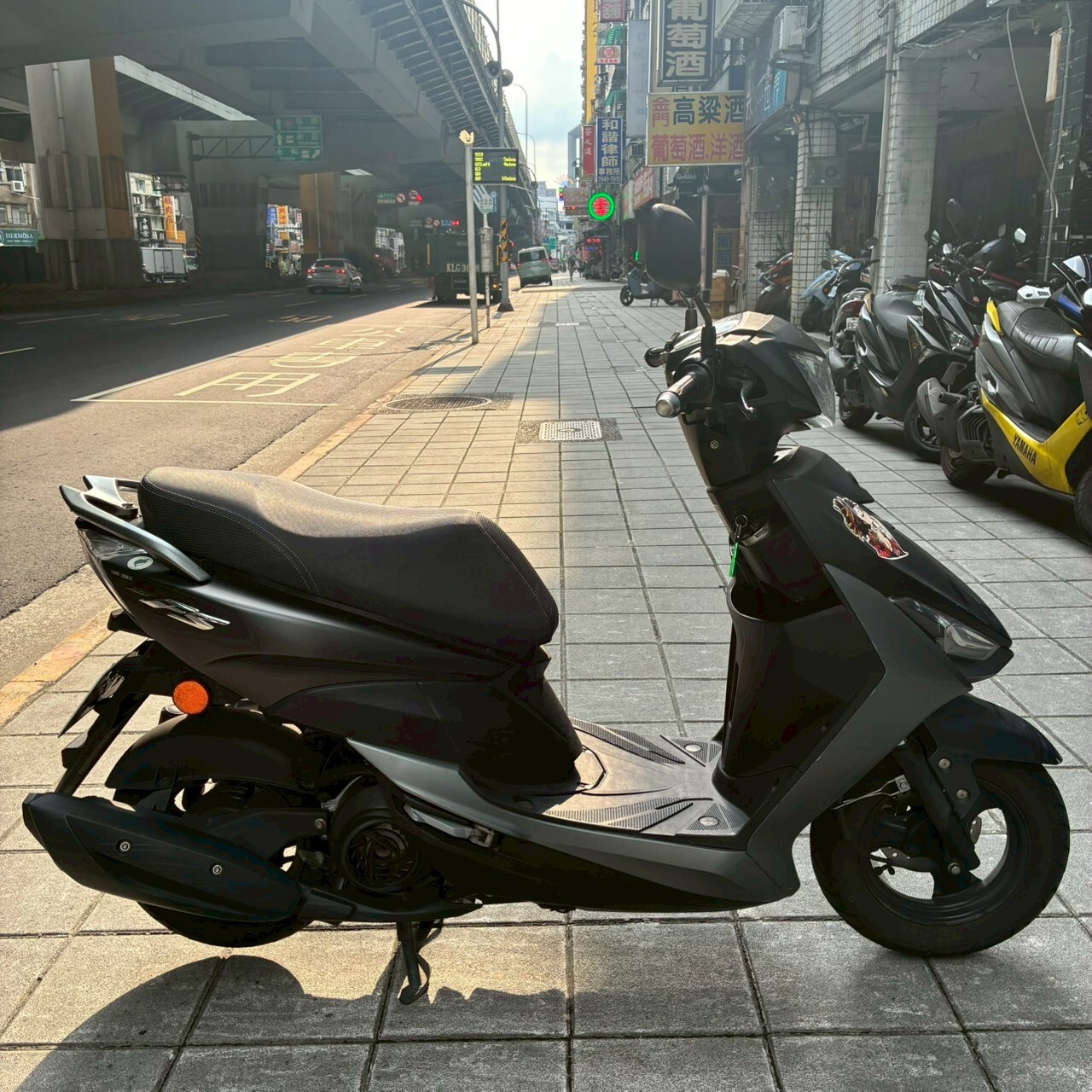 LINE_ALBUM_Jog_8803_260702_7