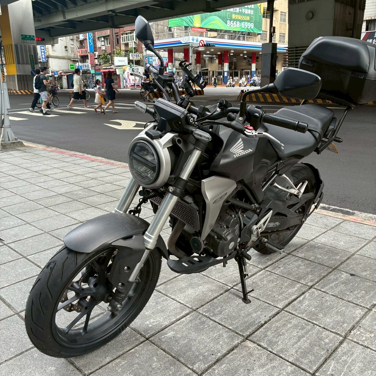 LINE_ALBUM_CB300R_9371_260702_4