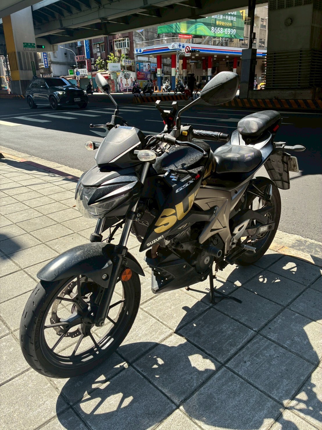 LINE_ALBUM_街魯_3375_260704_3