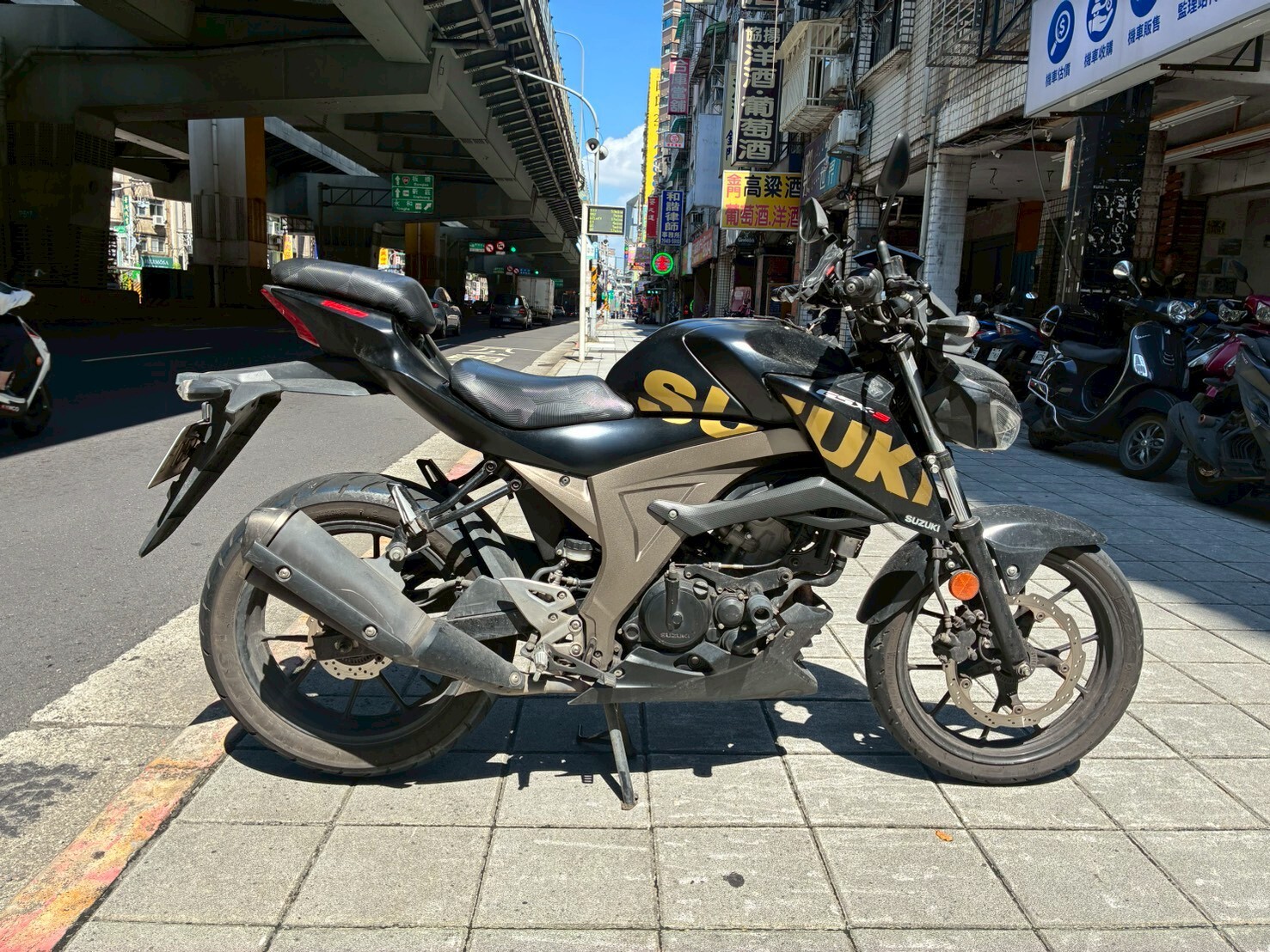LINE_ALBUM_街魯_3375_260704_4
