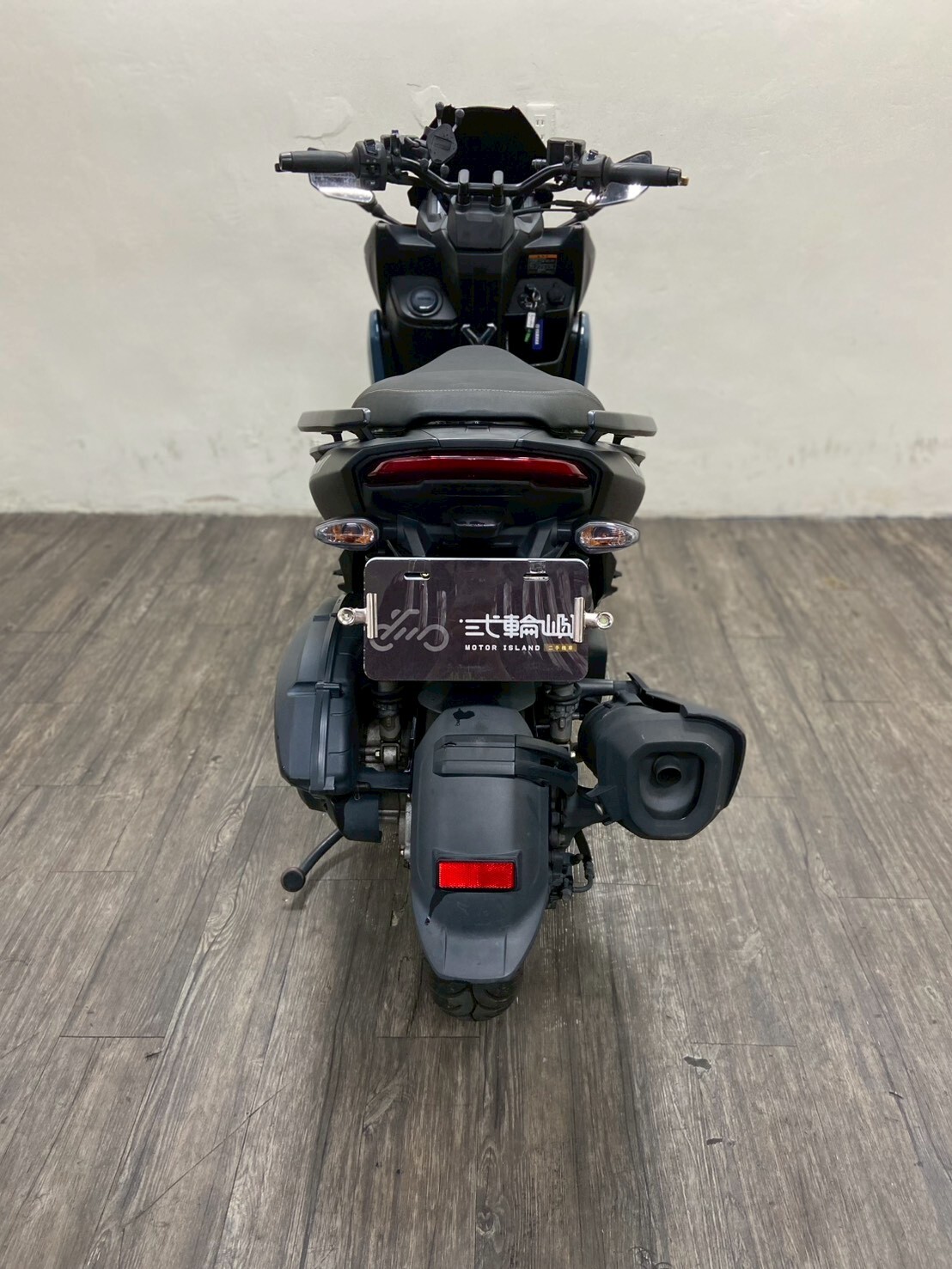LINE_ALBUM_Force2.0_6855_260709_6