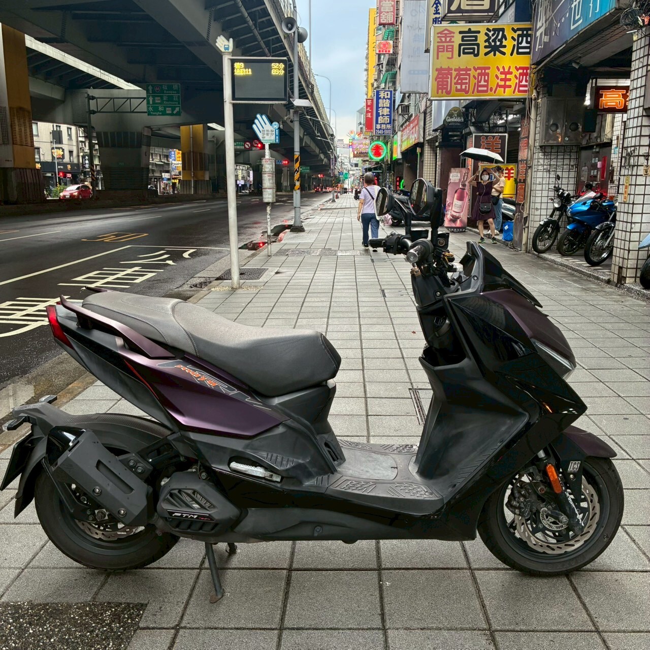 LINE_ALBUM_KRV 180_6819_260713_1