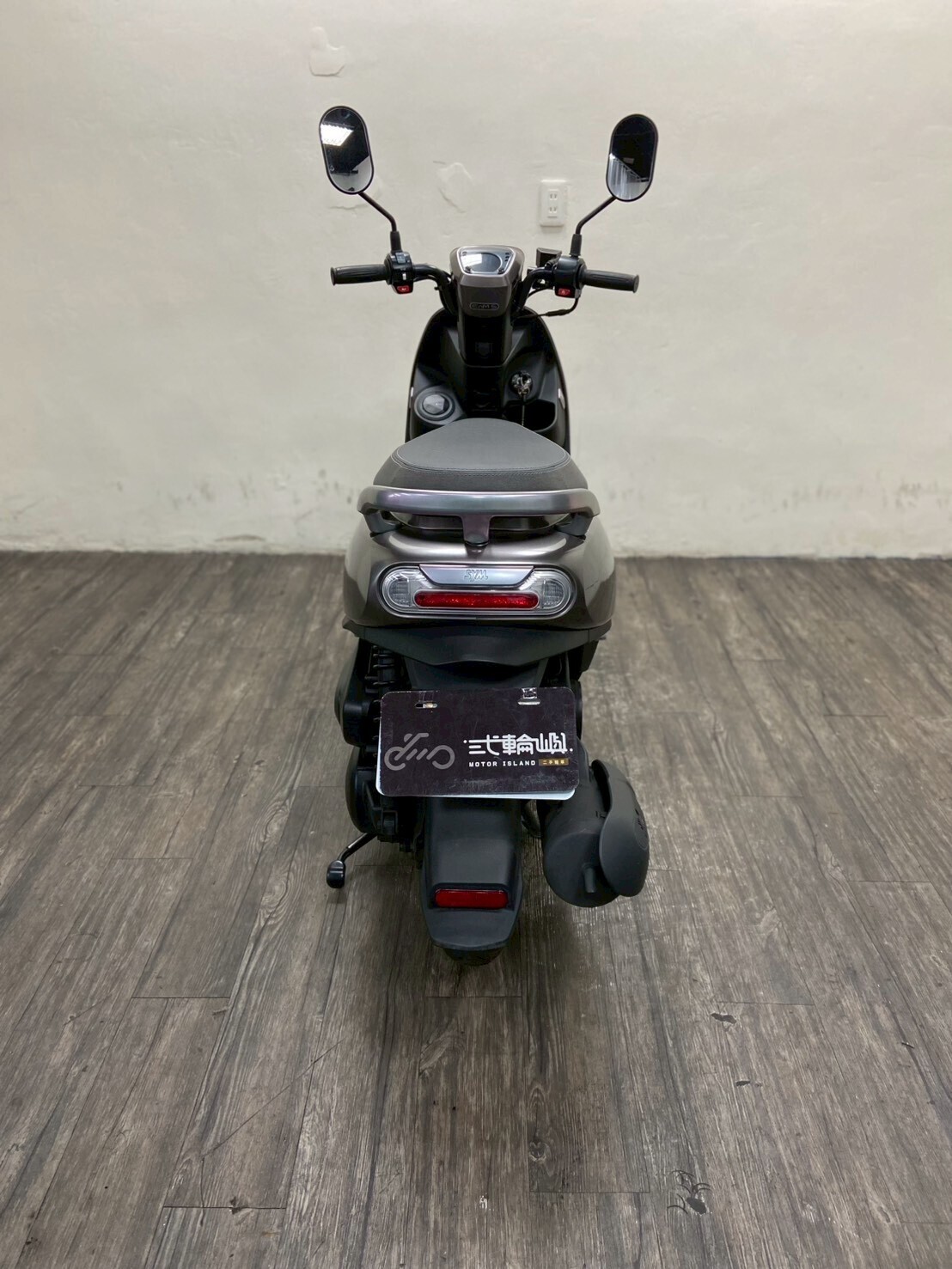 LINE_ALBUM__7301_260630_6