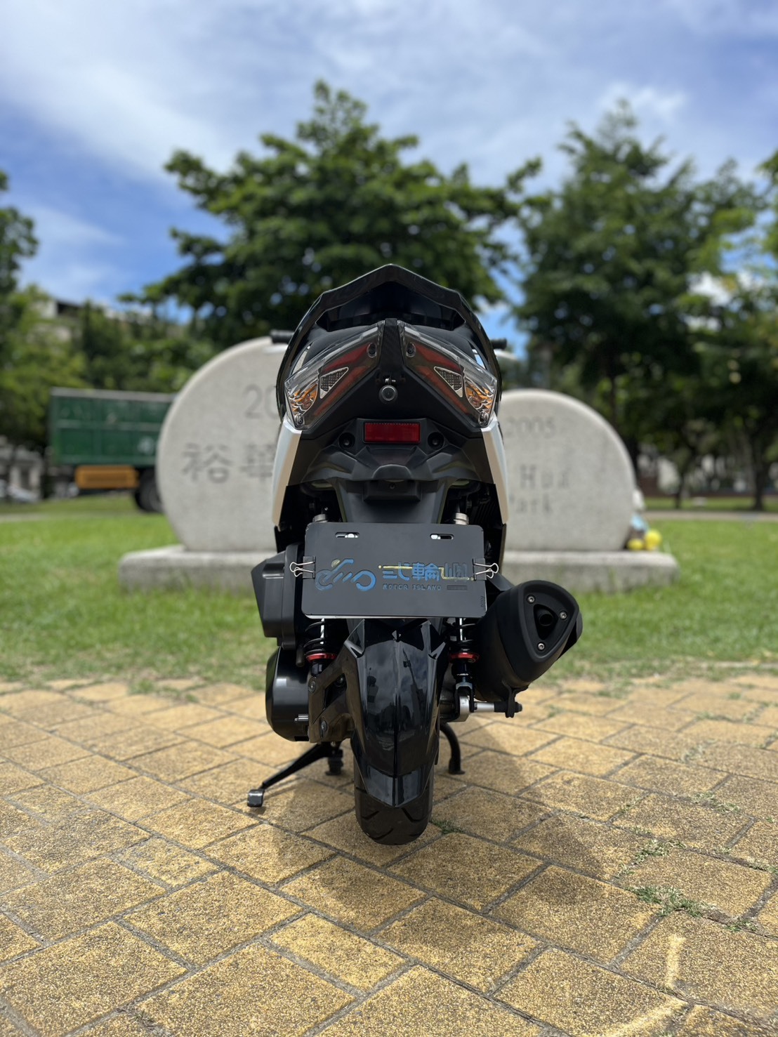 S__248496154_0