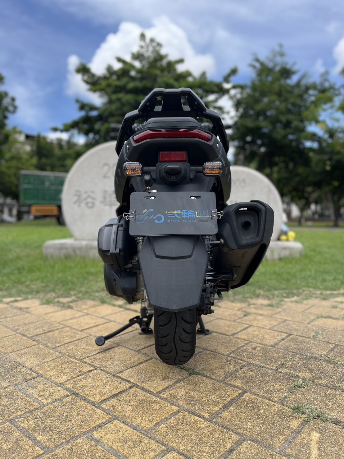 S__248496142_0