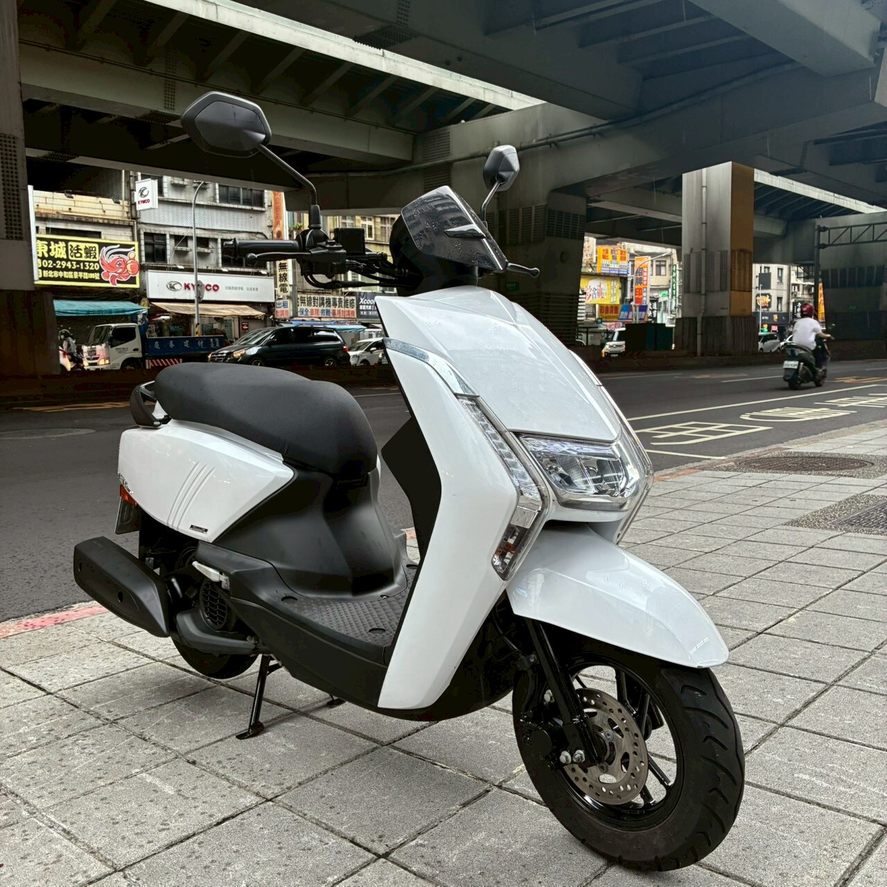 LINE_ALBUM__8270_260714_4