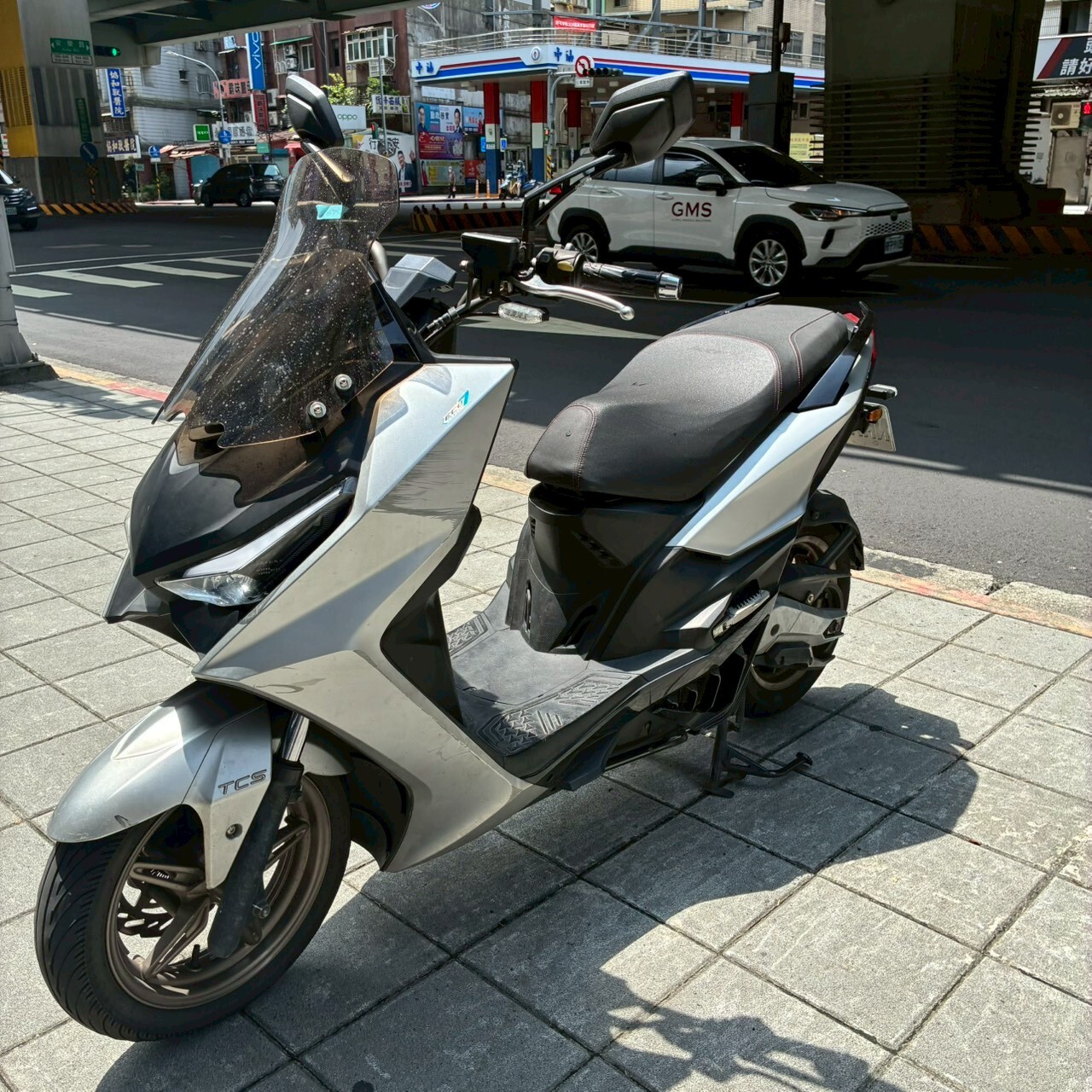 LINE_ALBUM_KRV180_8839_260715_4