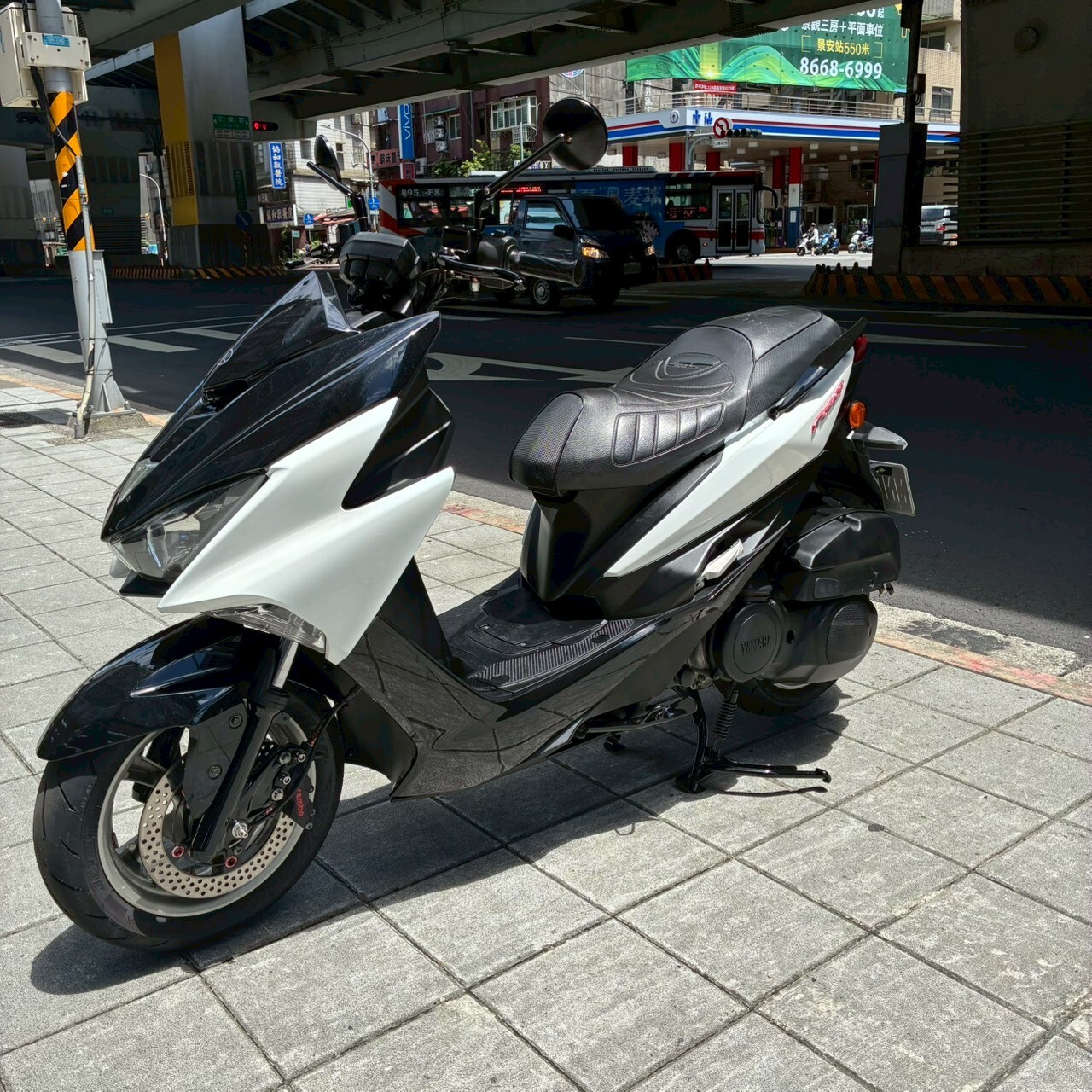 LINE_ALBUM__6565_260717_4