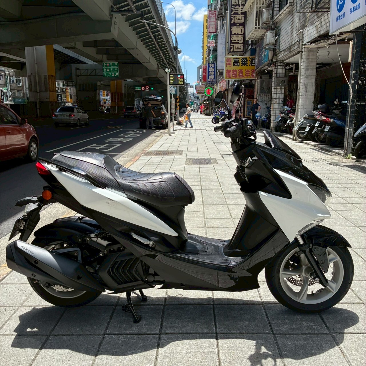 LINE_ALBUM__6565_260717_1