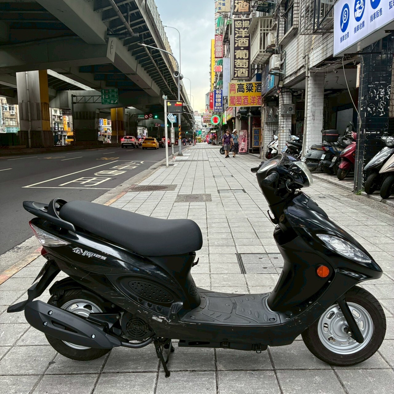 LINE_ALBUM__1536_260720_1