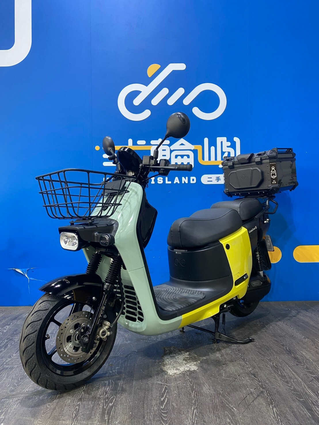 LINE_ALBUM_2024 睿能 GOGORO CROSSOVER S _EQF-0985 $45000里程 8XXX_260721_1