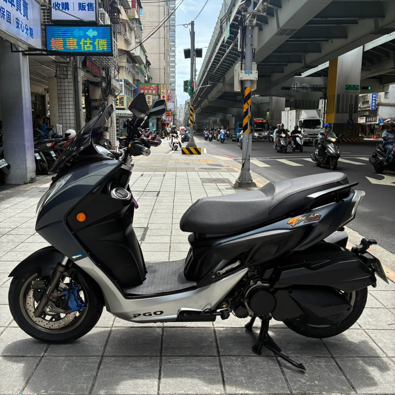 LINE_ALBUM__6276_260724_5