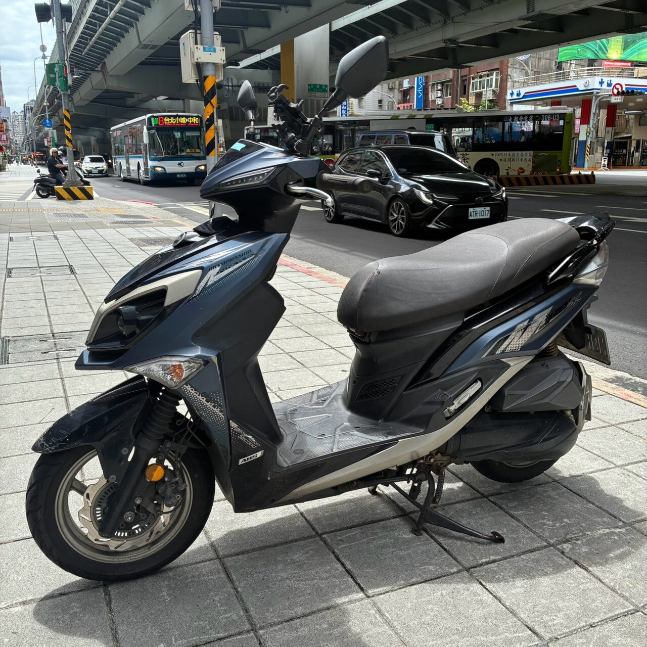 LINE_ALBUM_JET-SR_8363_260724_4