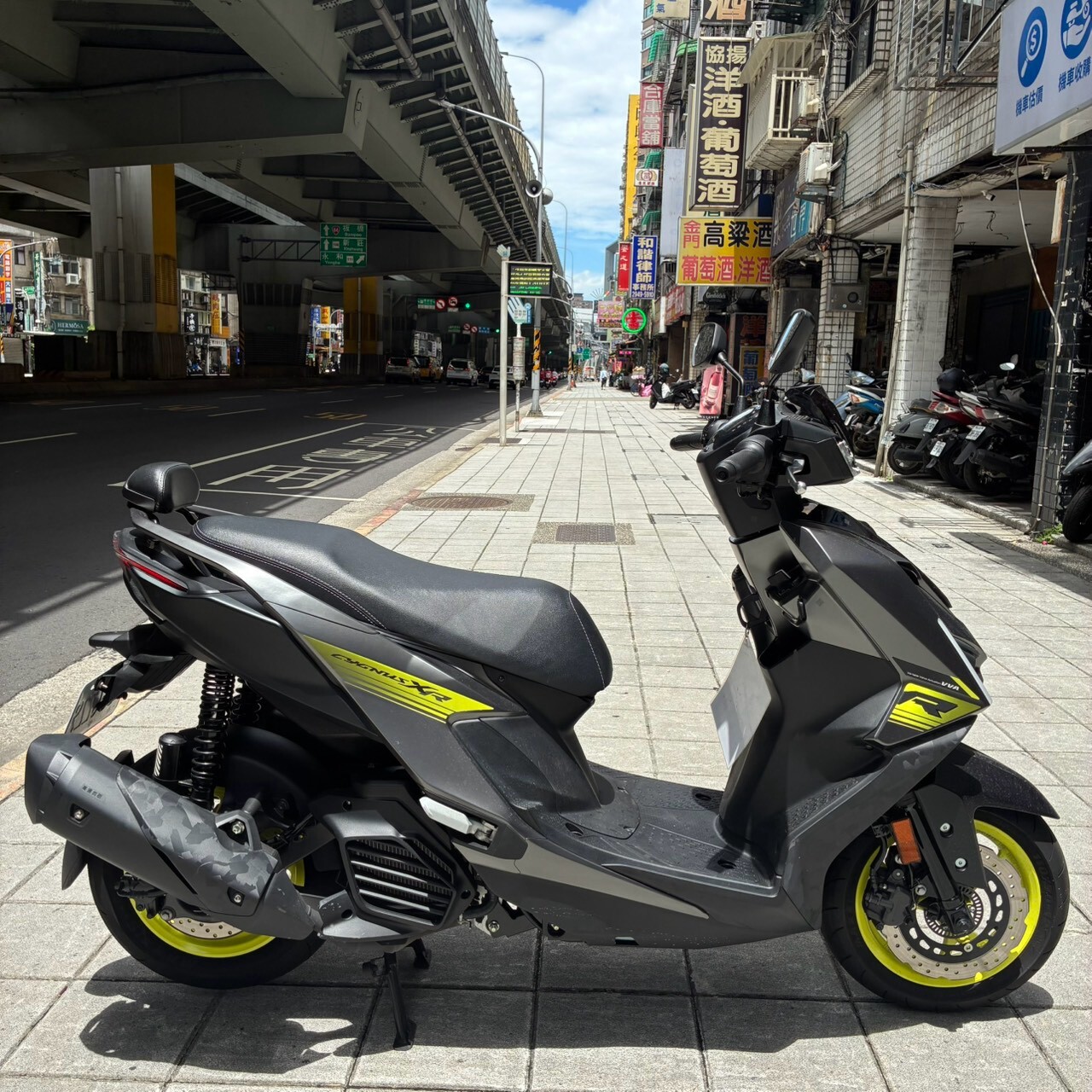 LINE_ALBUM__6229_260724_1