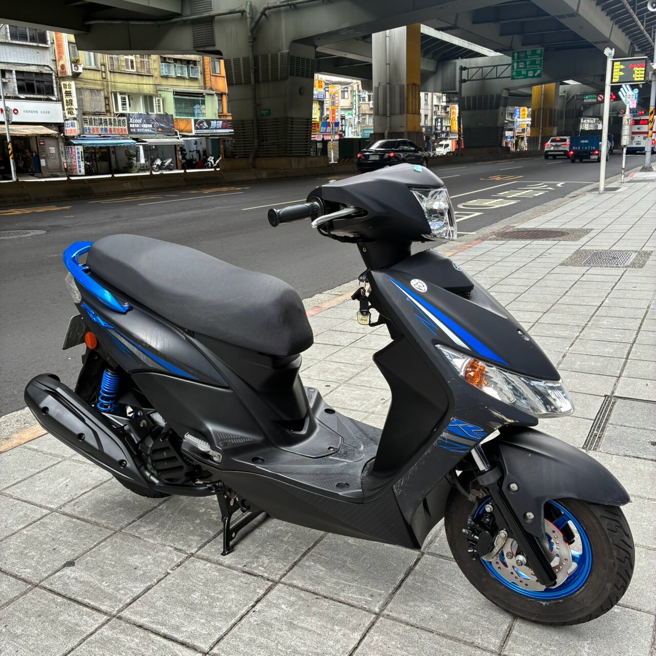 LINE_ALBUM__7265_260727_4