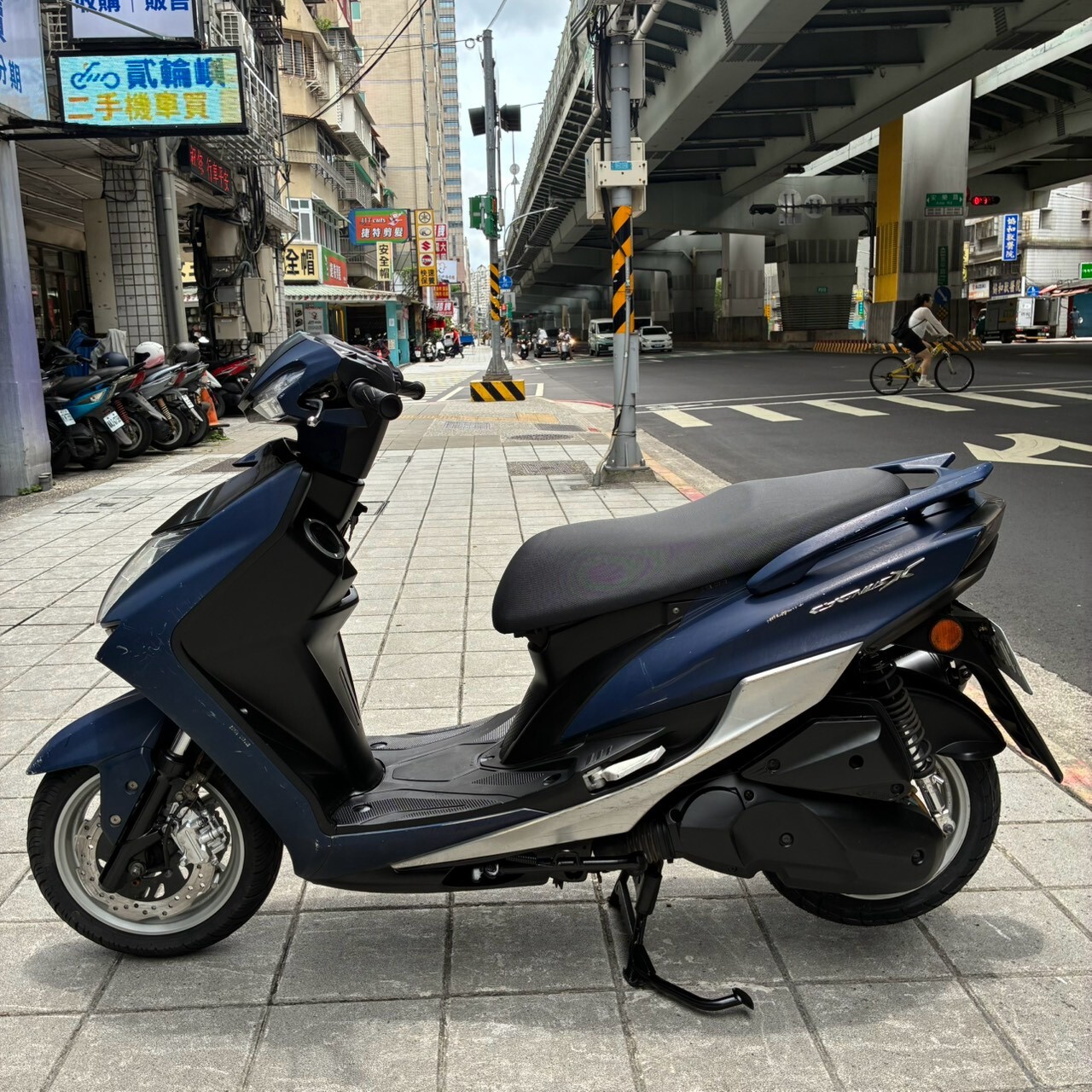 LINE_ALBUM__8392_260727_1