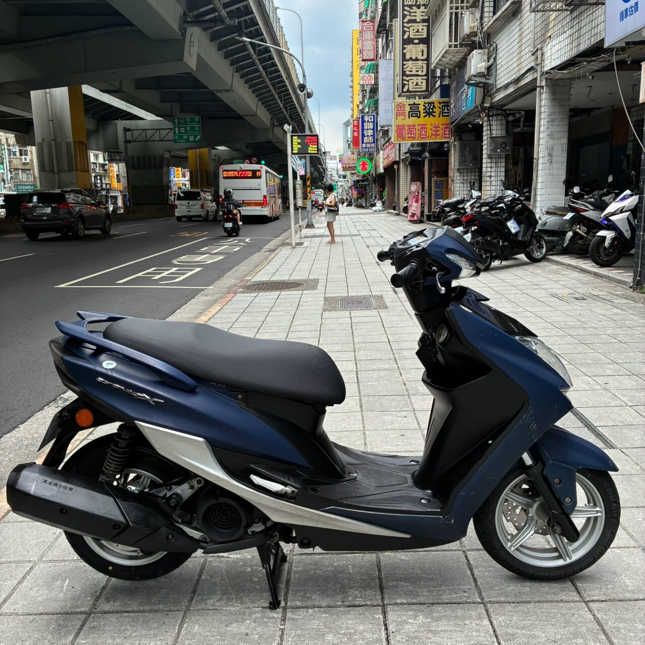 LINE_ALBUM__8392_260727_5