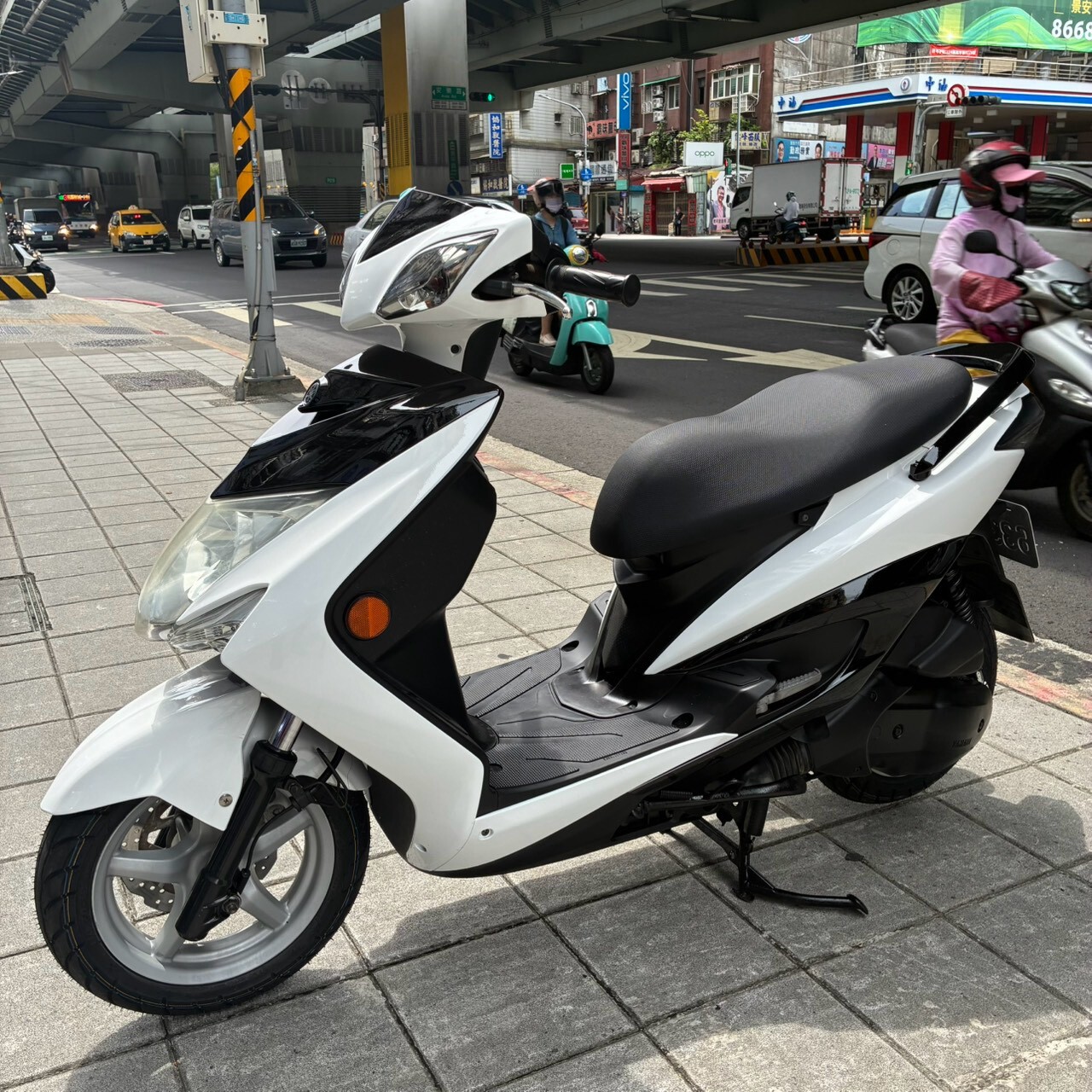 LINE_ALBUM__633_260727_2
