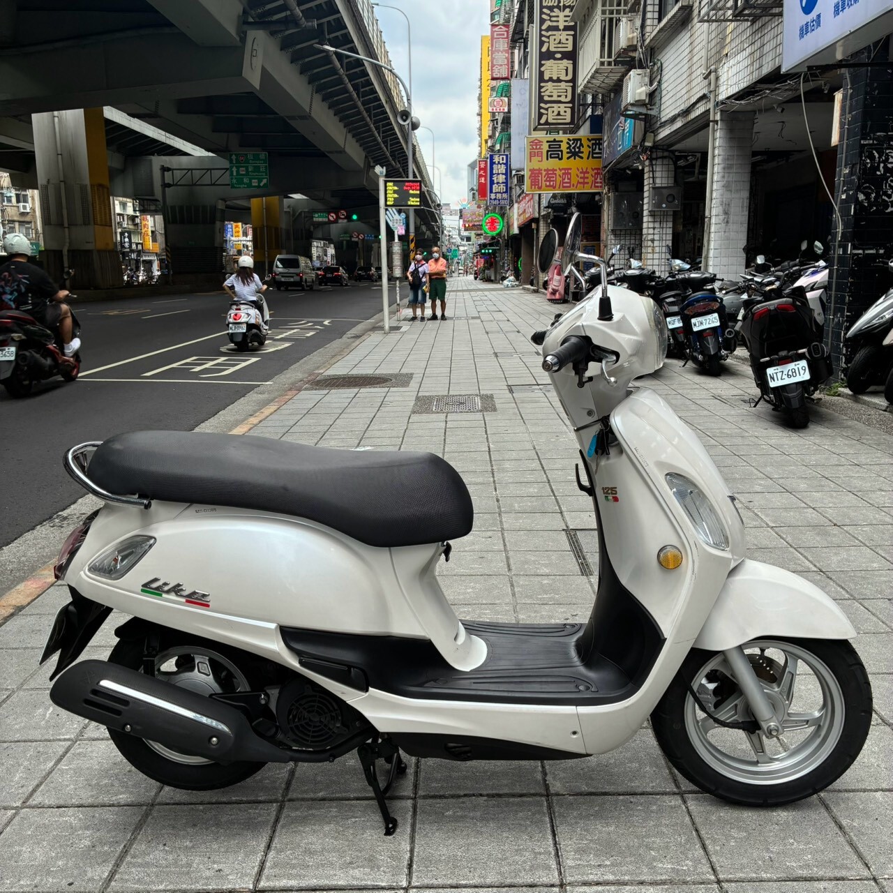 LINE_ALBUM__2666_260727_5