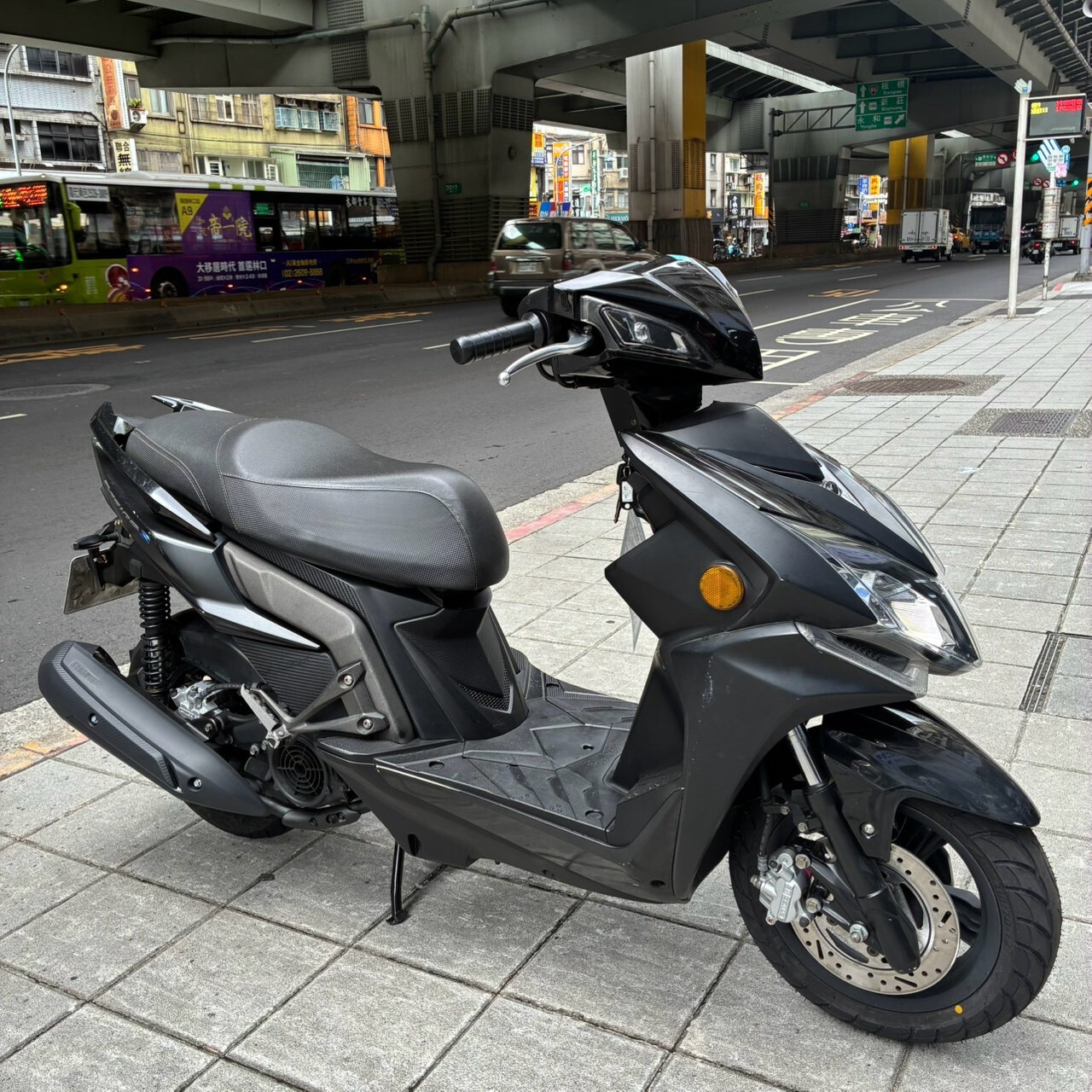 LINE_ALBUM__7173_260727_4