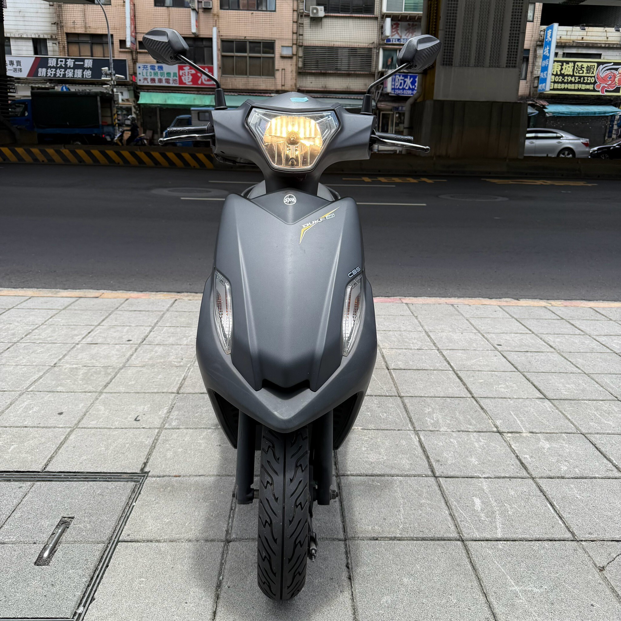 LINE_ALBUM__8921_260727_1
