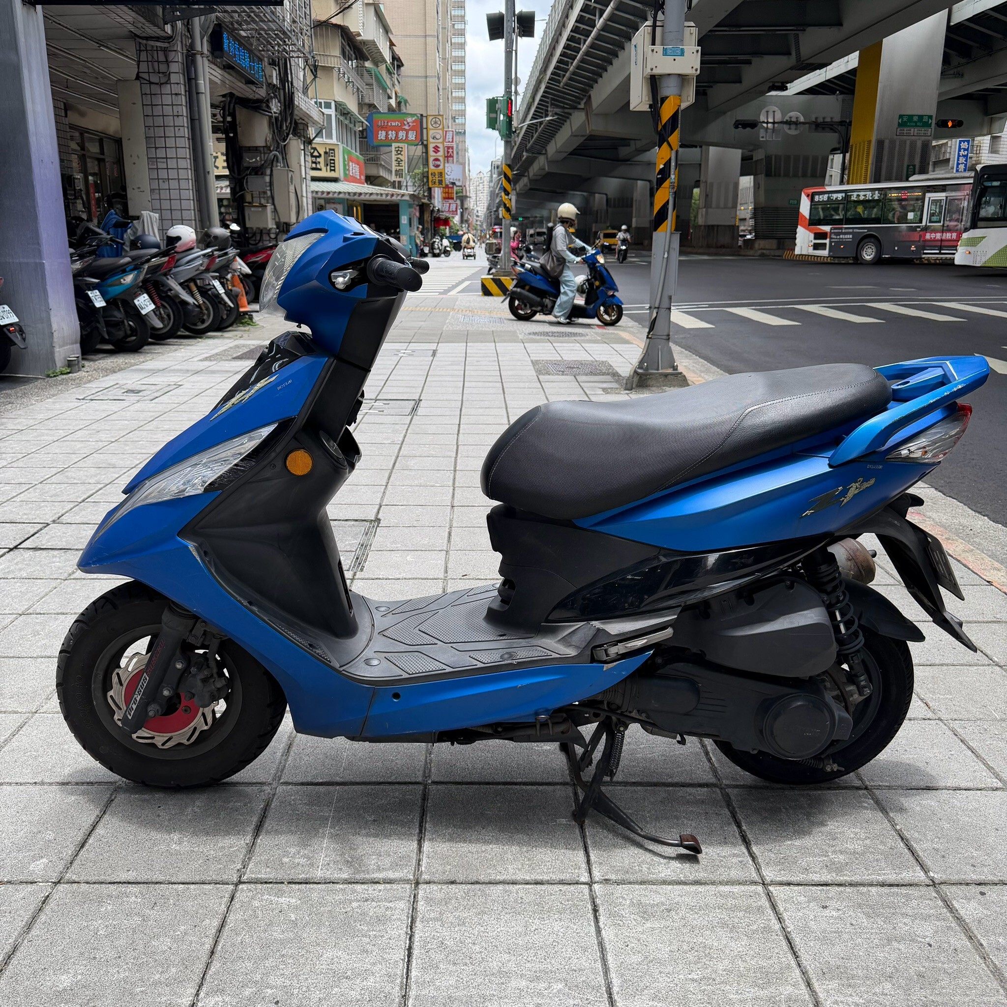 LINE_ALBUM__1250_260727_5
