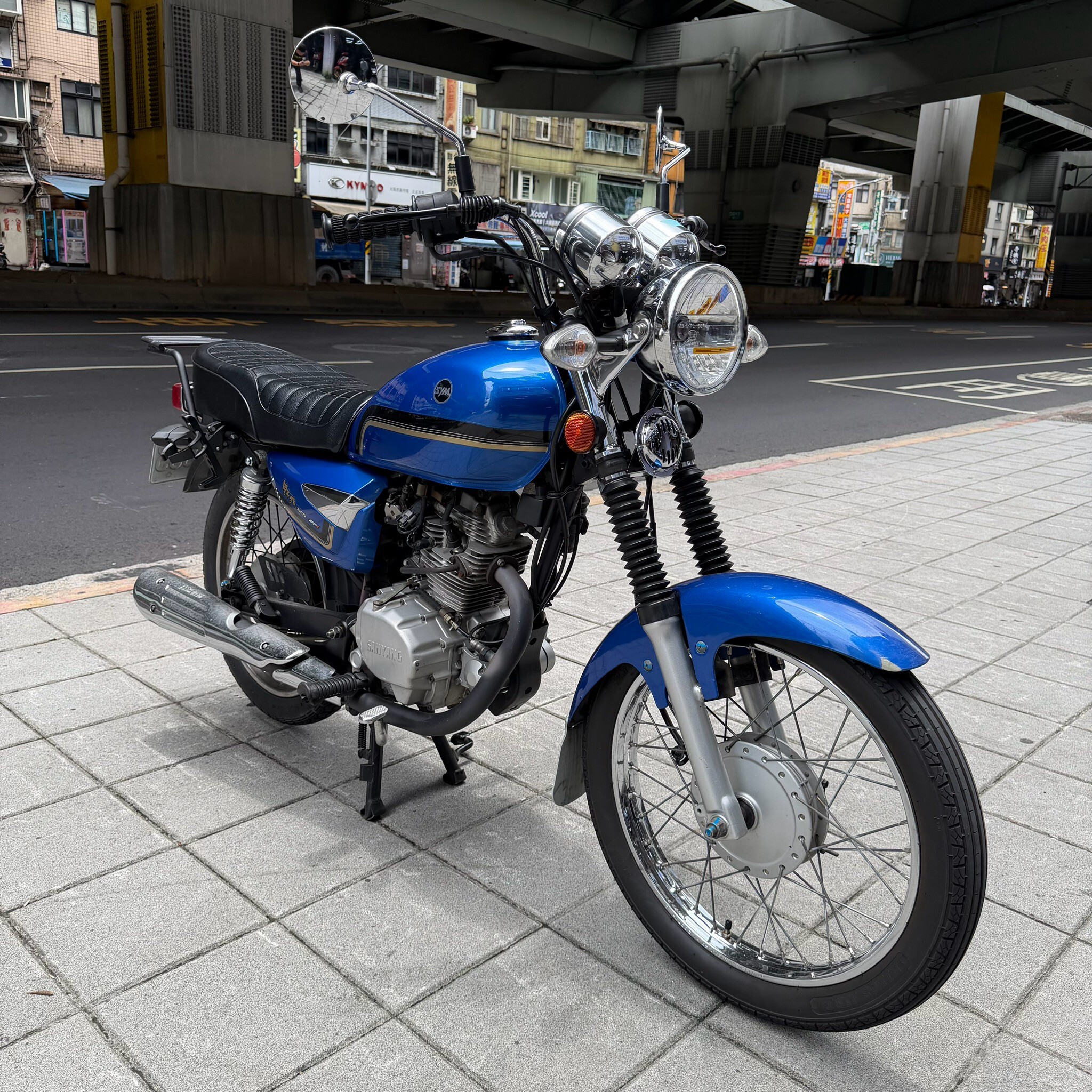 LINE_ALBUM__8053_260727_7
