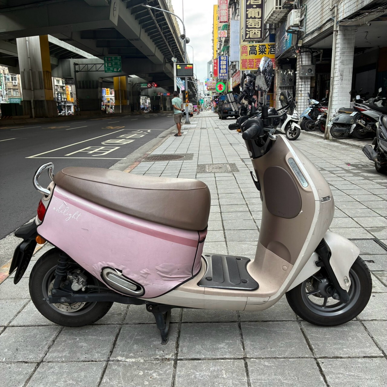 LINE_ALBUM_狗肉Delight_6896_260727_1