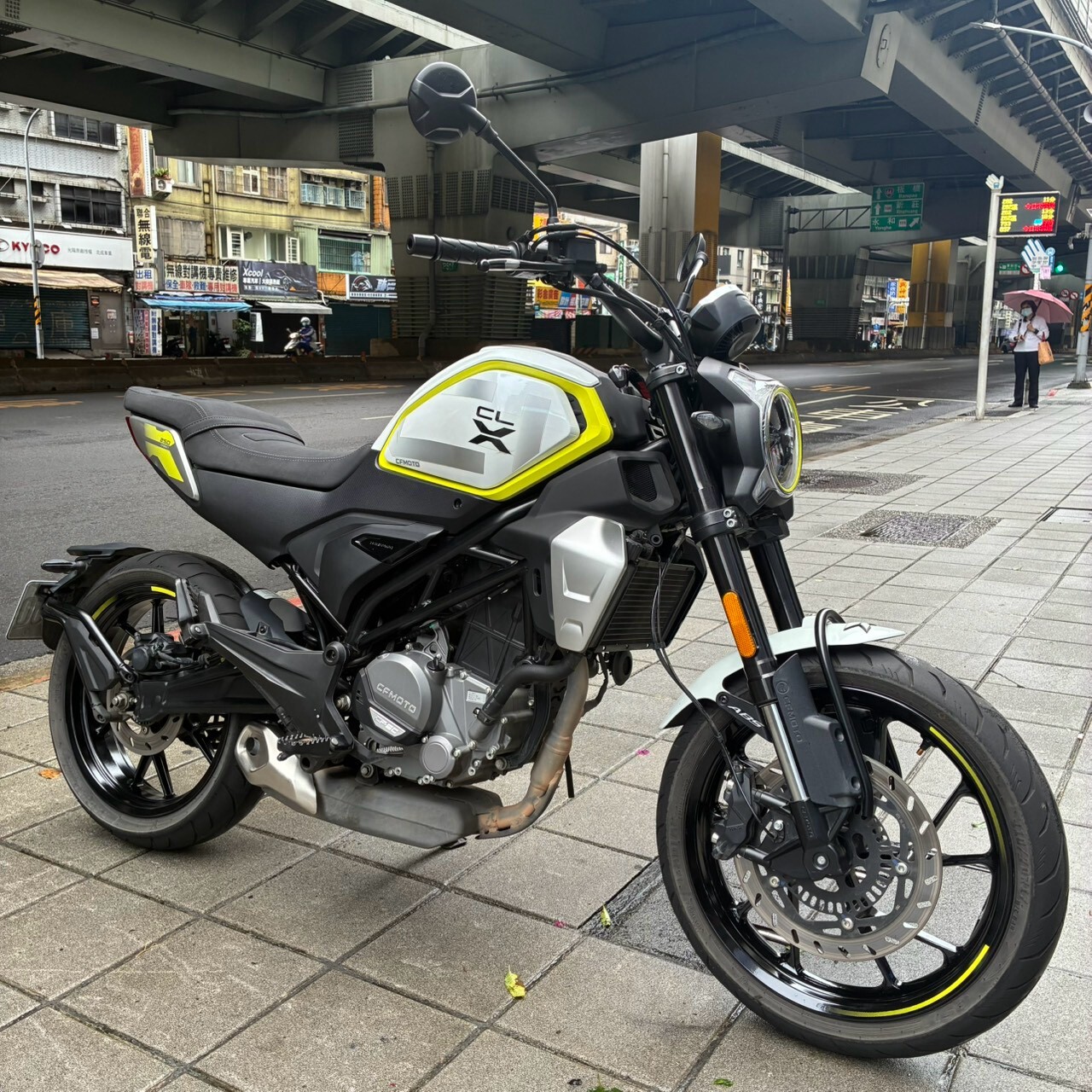 LINE_ALBUM__8050_260809_2