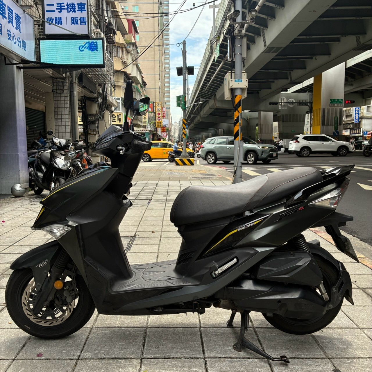 LINE_ALBUM_JET125_0339_260810_5