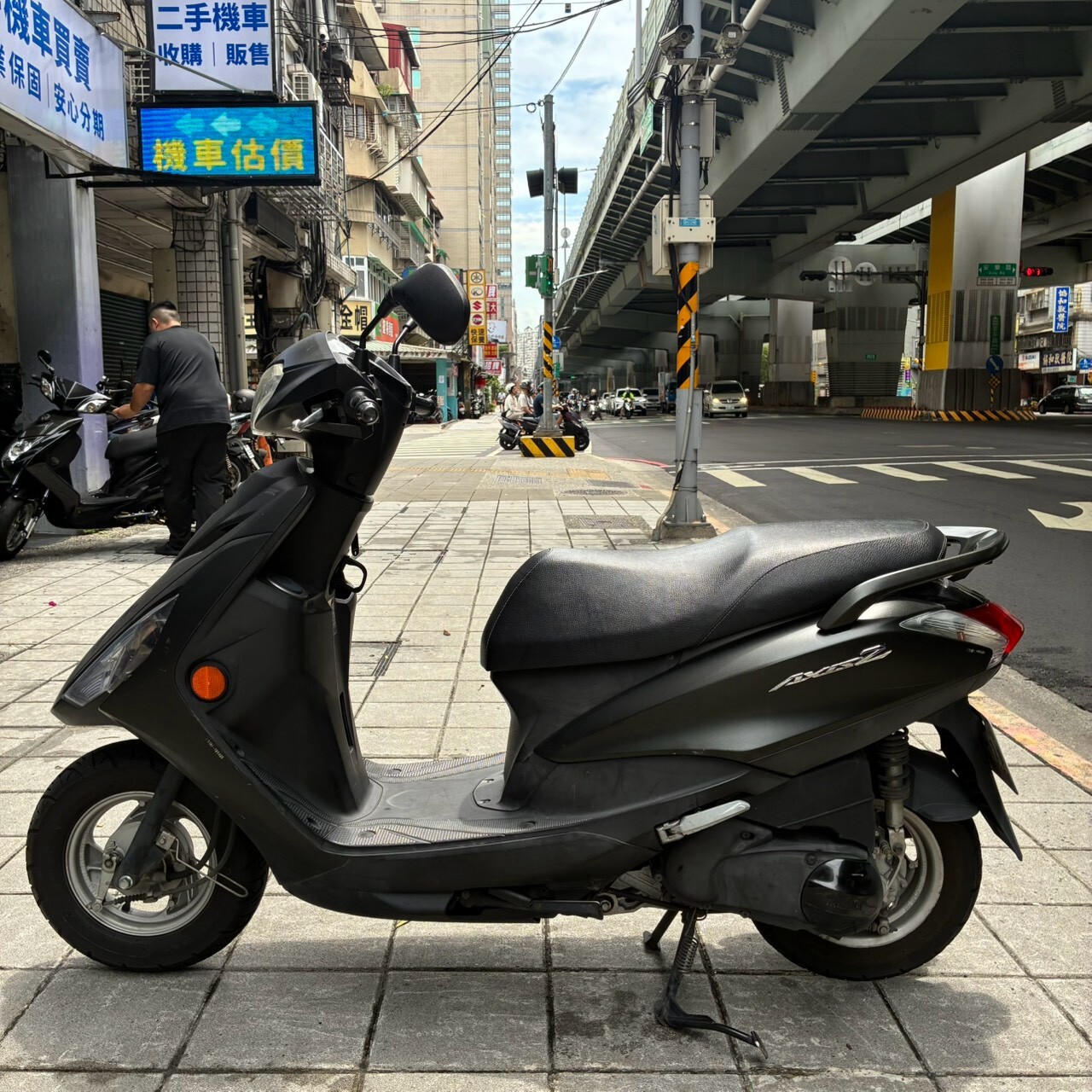 LINE_ALBUM_勁豪_5398_260810_5