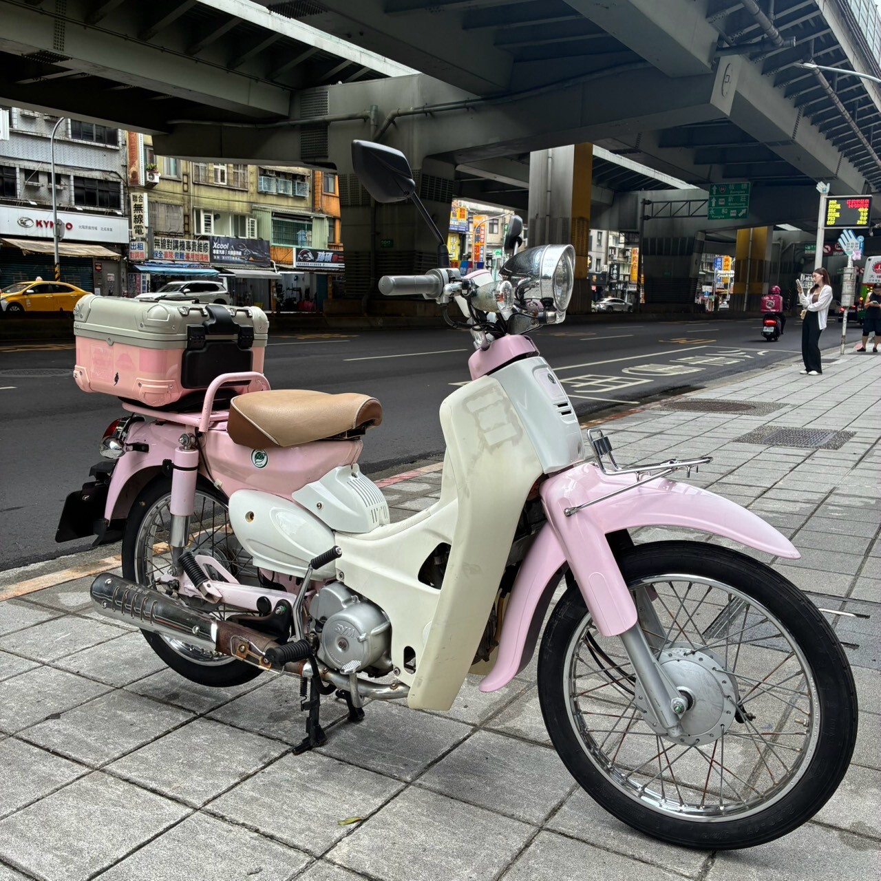 LINE_ALBUM__7757_260810_2