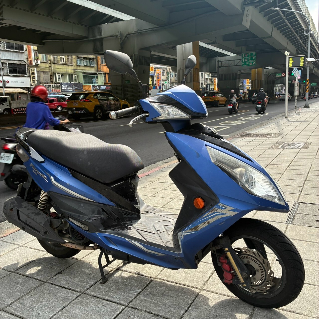 LINE_ALBUM_Fighter_8631_260810_2