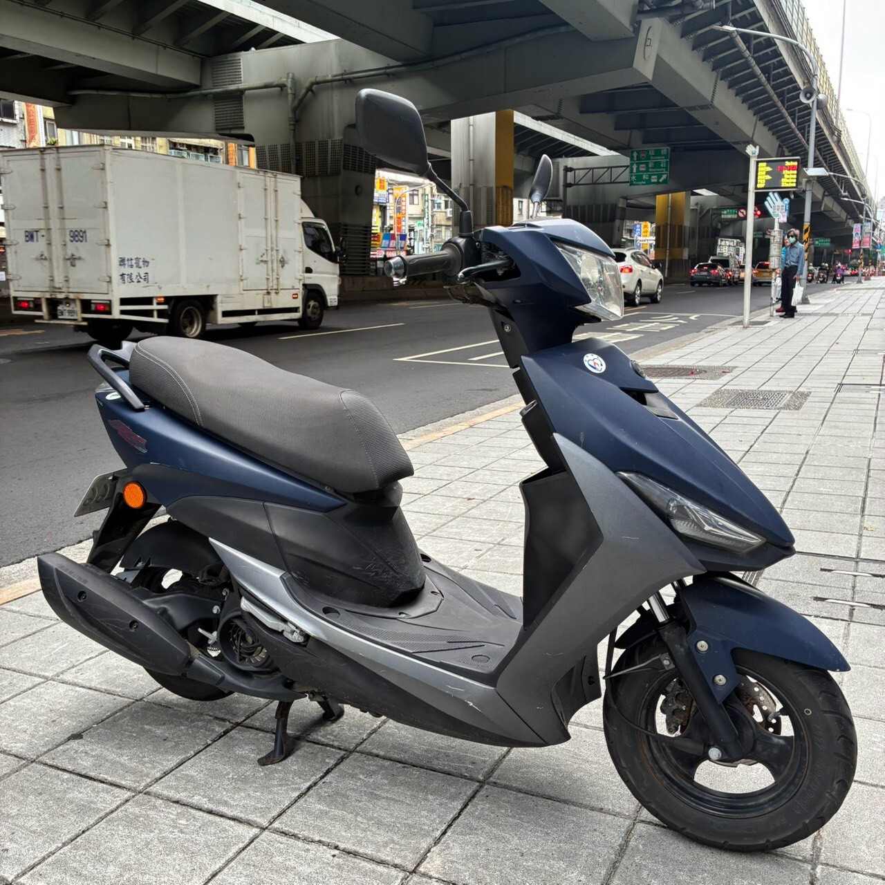 LINE_ALBUM_JOG_6266_260811_2
