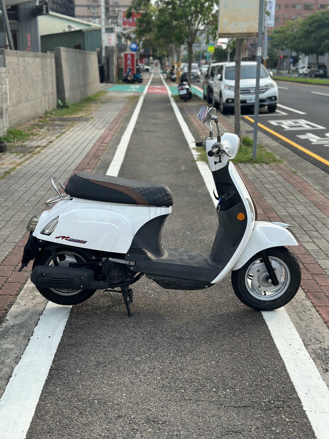 LINE_ALBUM_2019 光陽 MANY 110 碟煞 _5291 202xxKM $38,000_260811_5